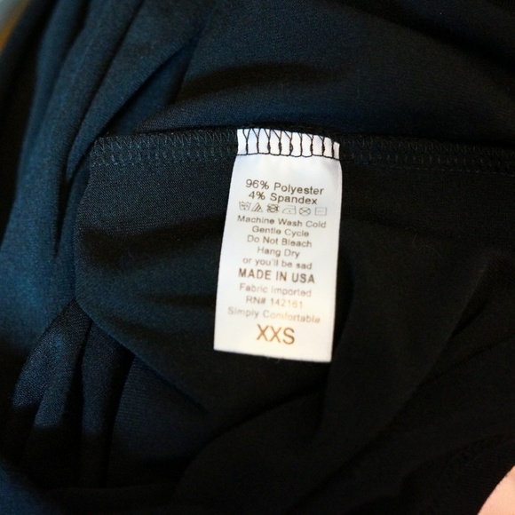 Lularoe "randy" tee - Picture 5 of 6